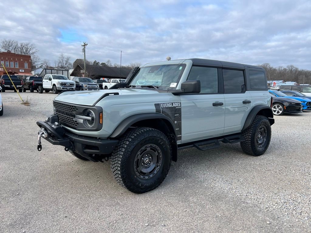 Used 2024 Ford Bronco Everglades image 4