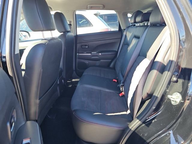 Used 2024 Mitsubishi Outlander Sport LE image 14