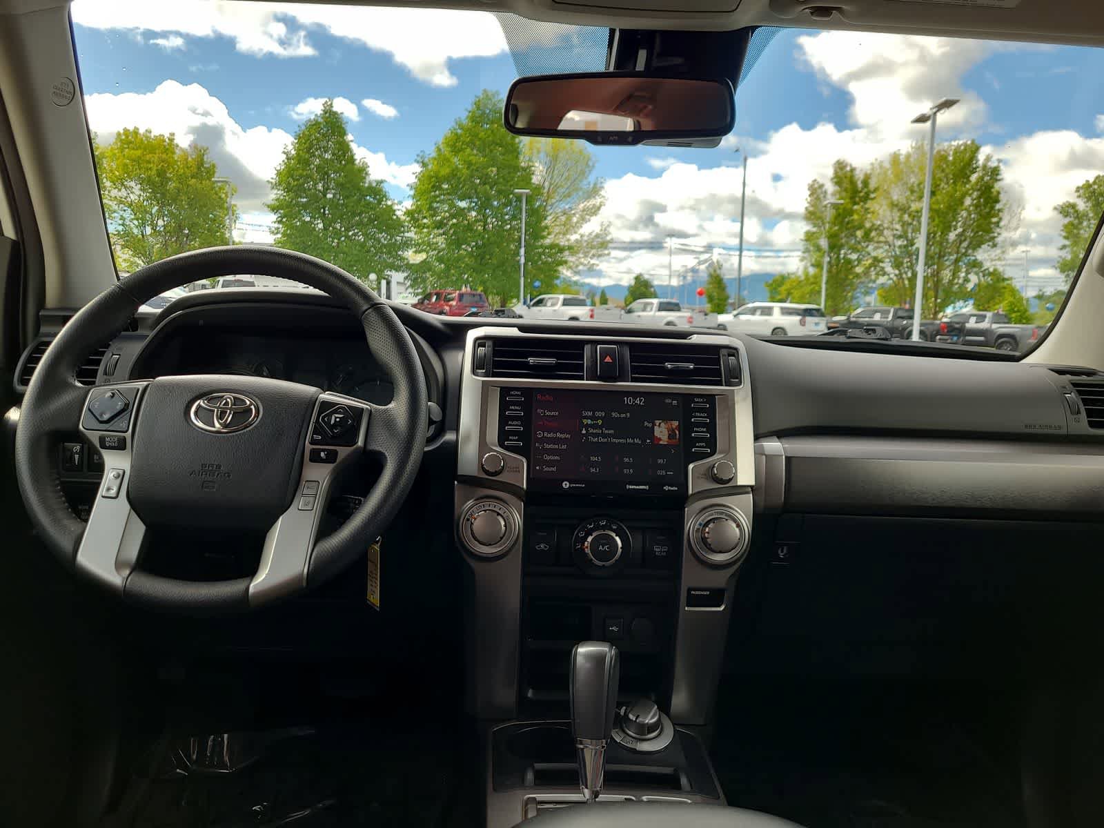 Used 2021 Toyota 4Runner Trail Special Edition AWD/4WD image 18