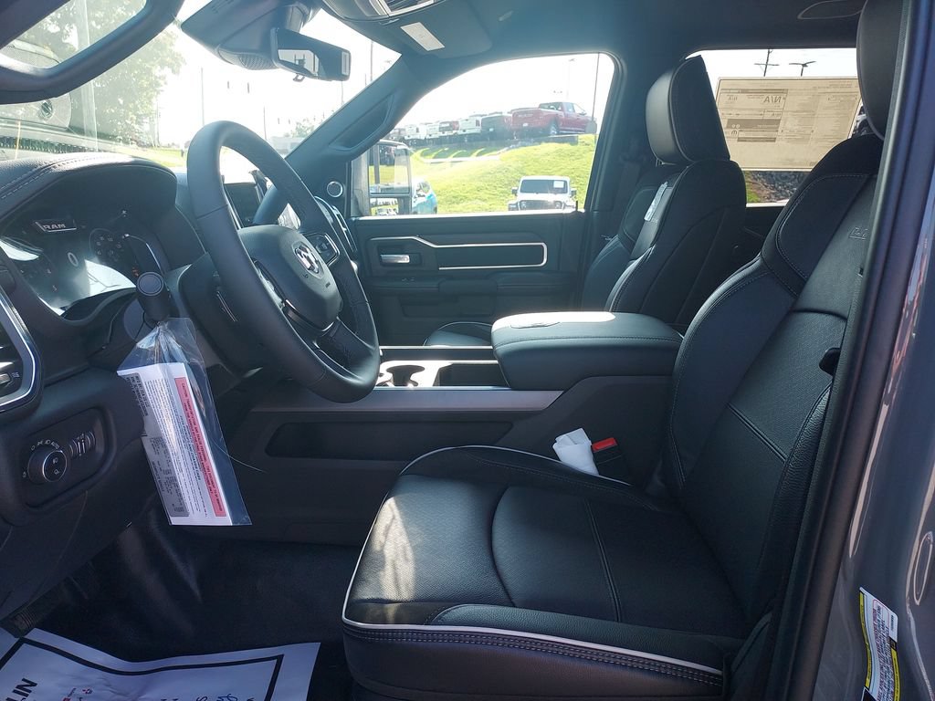 New 2026 RAM 5500 4x4 Crew Cab w/ Laramie Trim Package image 13