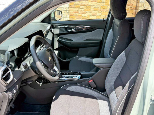 New 2026 Chevrolet TrailBlazer LT FWD image 13