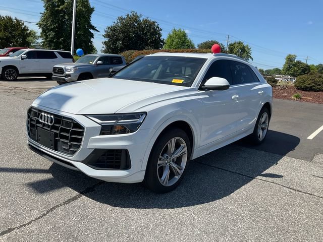 Used 2020 Audi Q8 Premium Plus w/ Premium Plus Package image 3