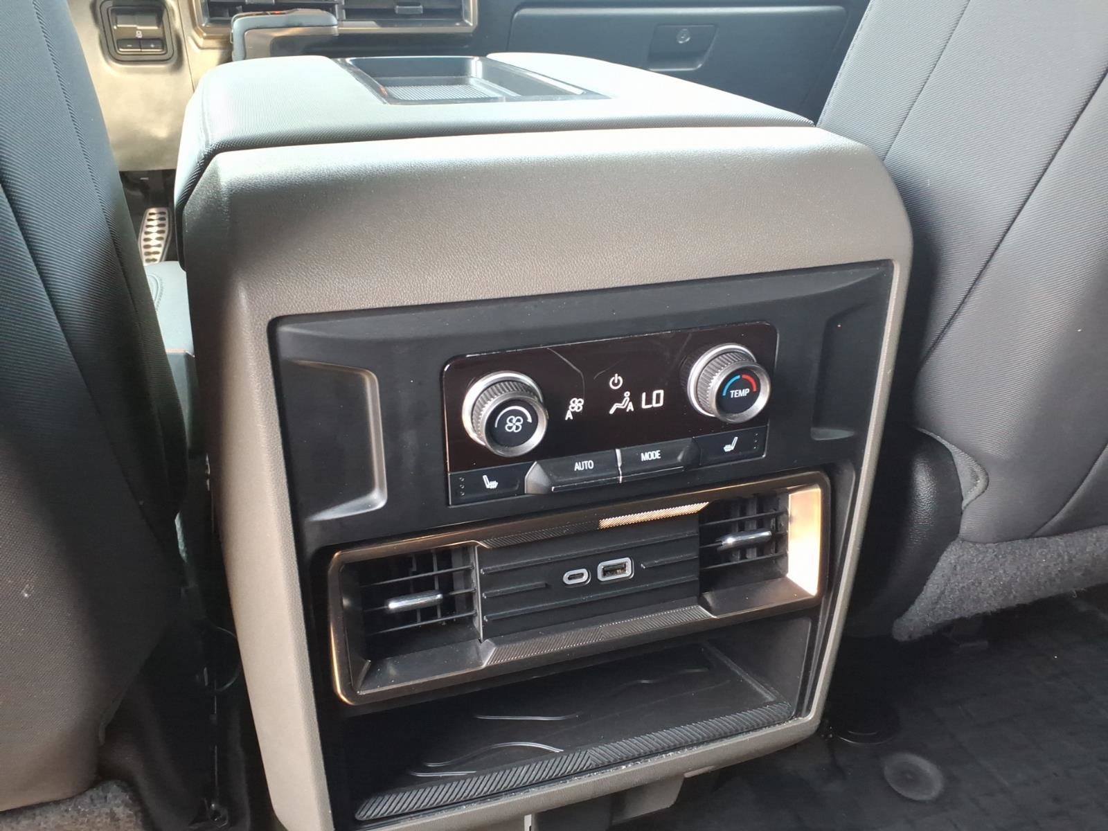 Used 2024 GMC Hummer EV 3X w/ LPO, Illumination Package AWD/4WD image 18