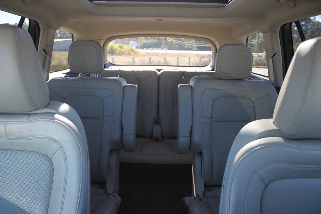 Used 2022 Lincoln Aviator Reserve w/ Elements Package Plus image 20