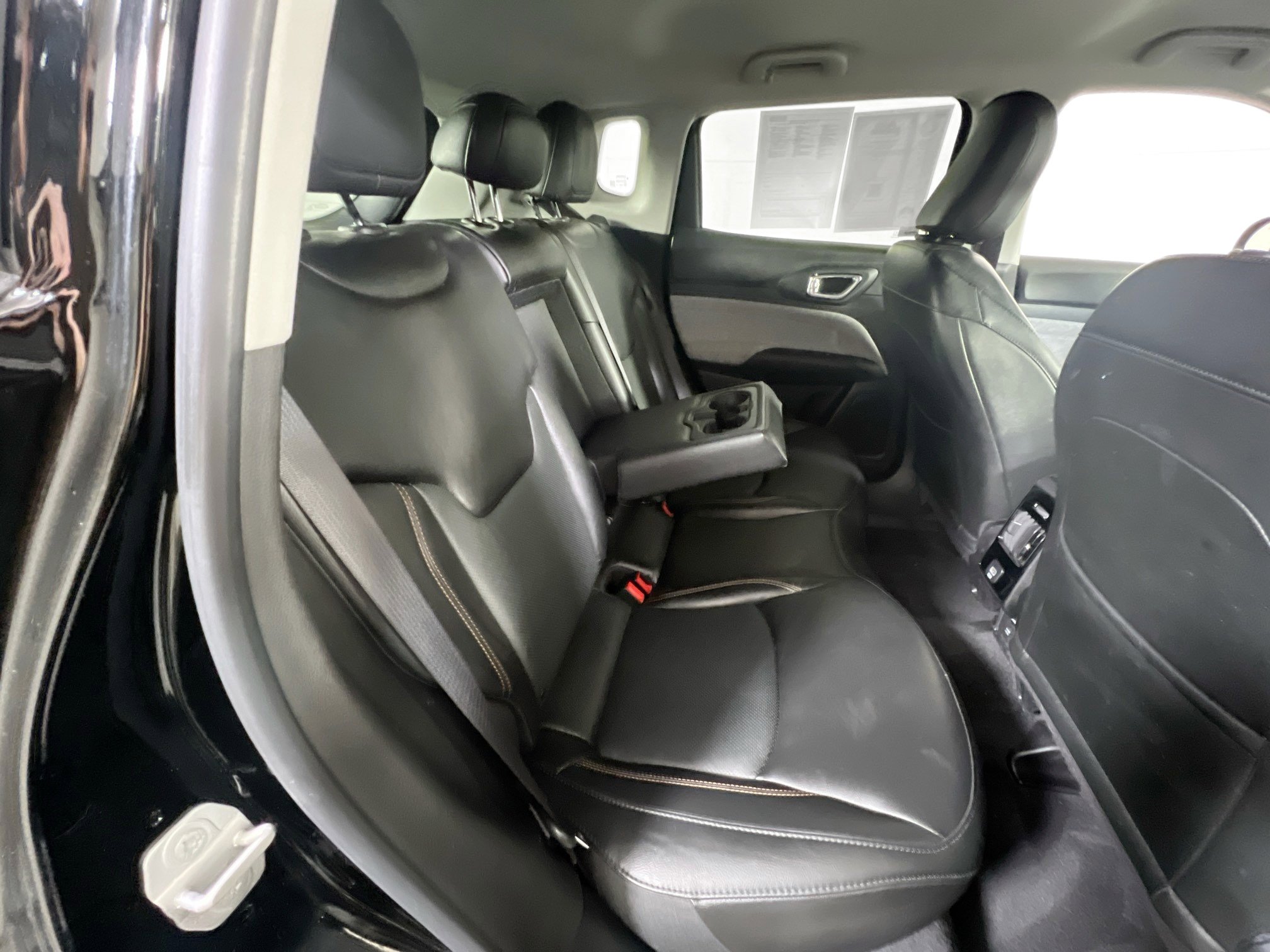 Used 2022 Jeep Compass Latitude image 25