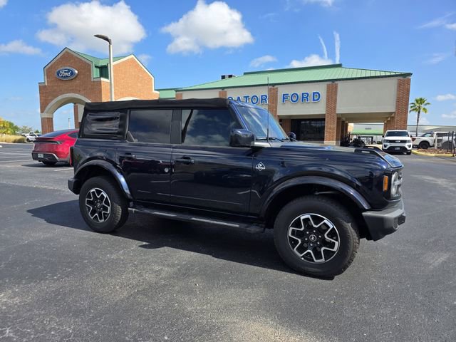 Used 2021 Ford Bronco Outer Banks AWD/4WD image 2