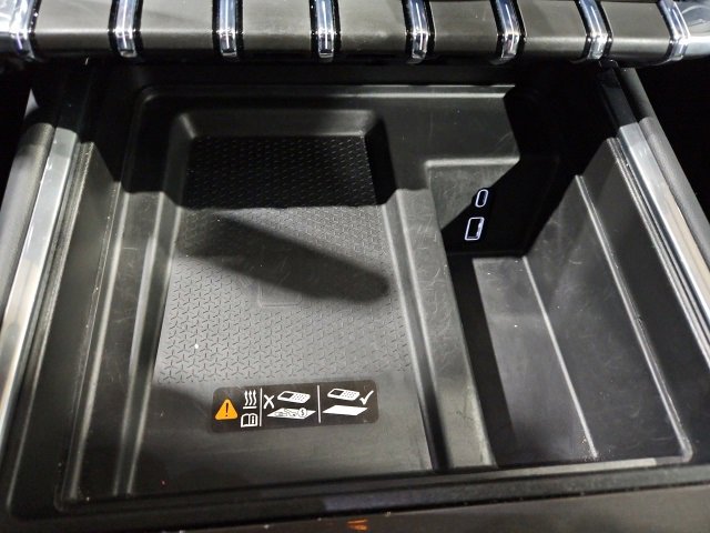 Certified 2025 GMC Acadia Elevation image 27