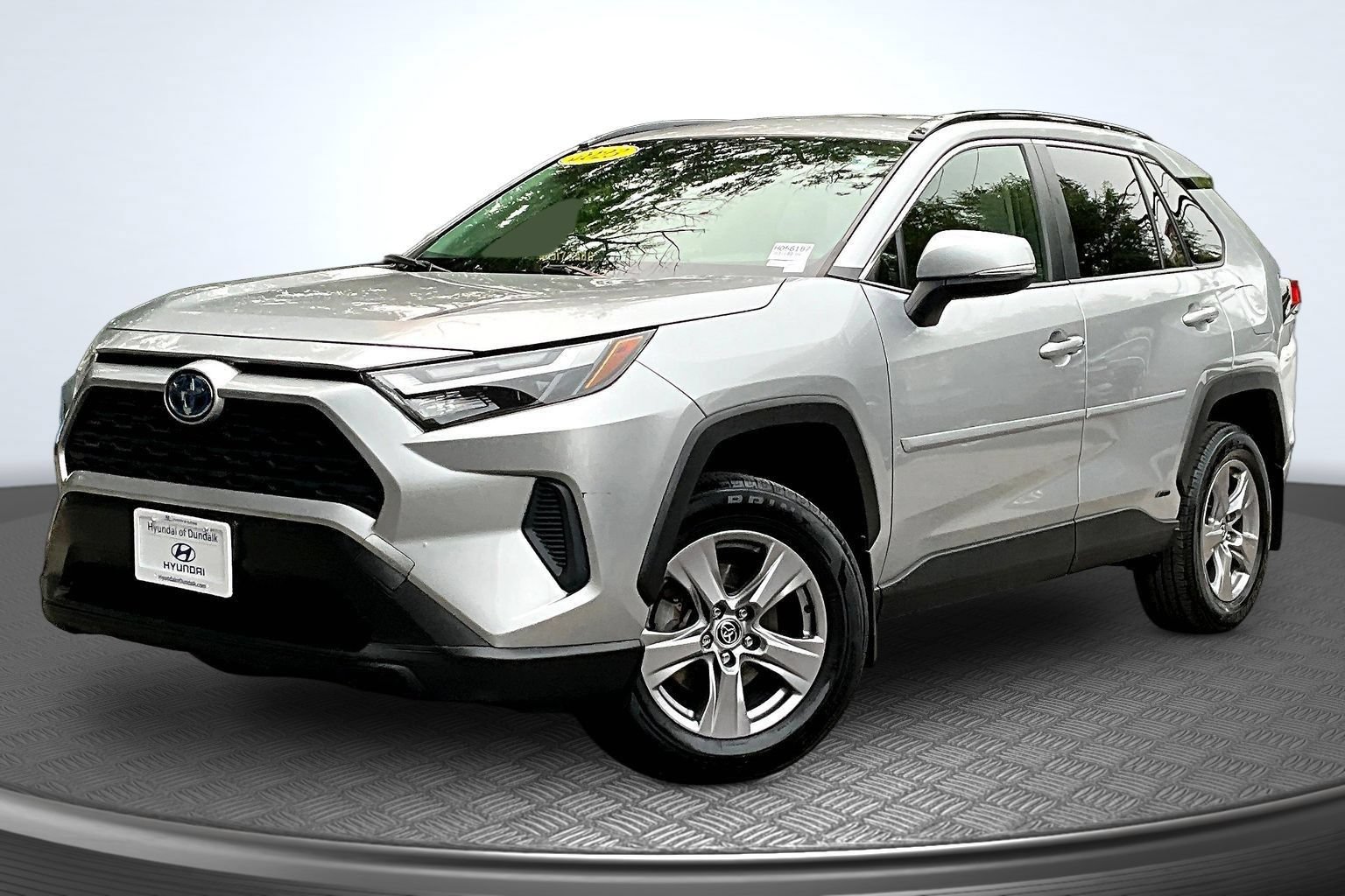 Used 2023 Toyota RAV4 XLE AWD/4WD video 1