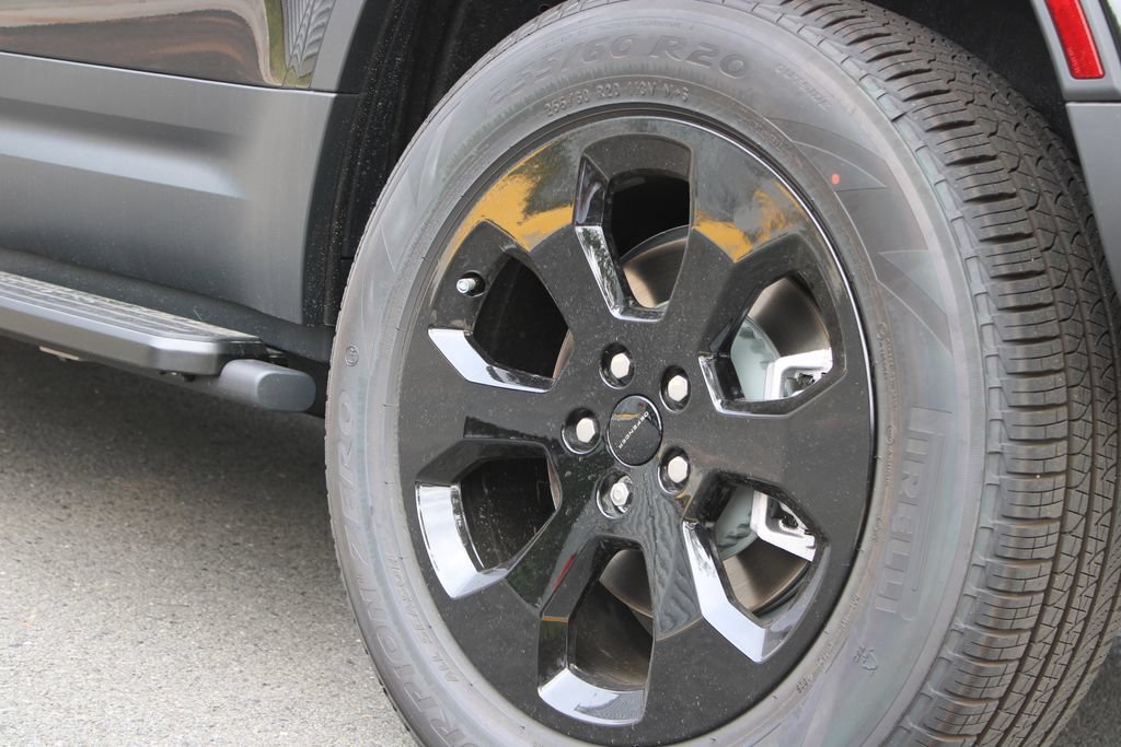 New 2026 Land Rover Defender 110 S AWD/4WD image 7