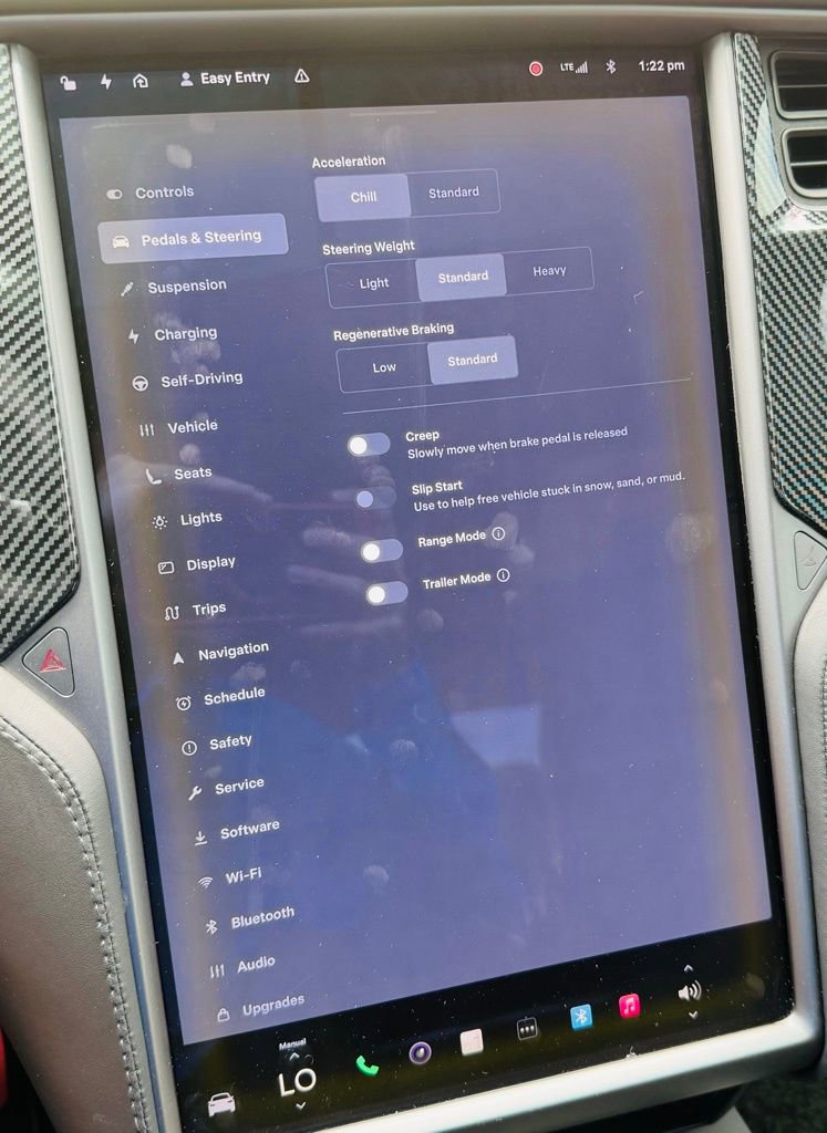 Used 2019 Tesla Model X 100D image 27