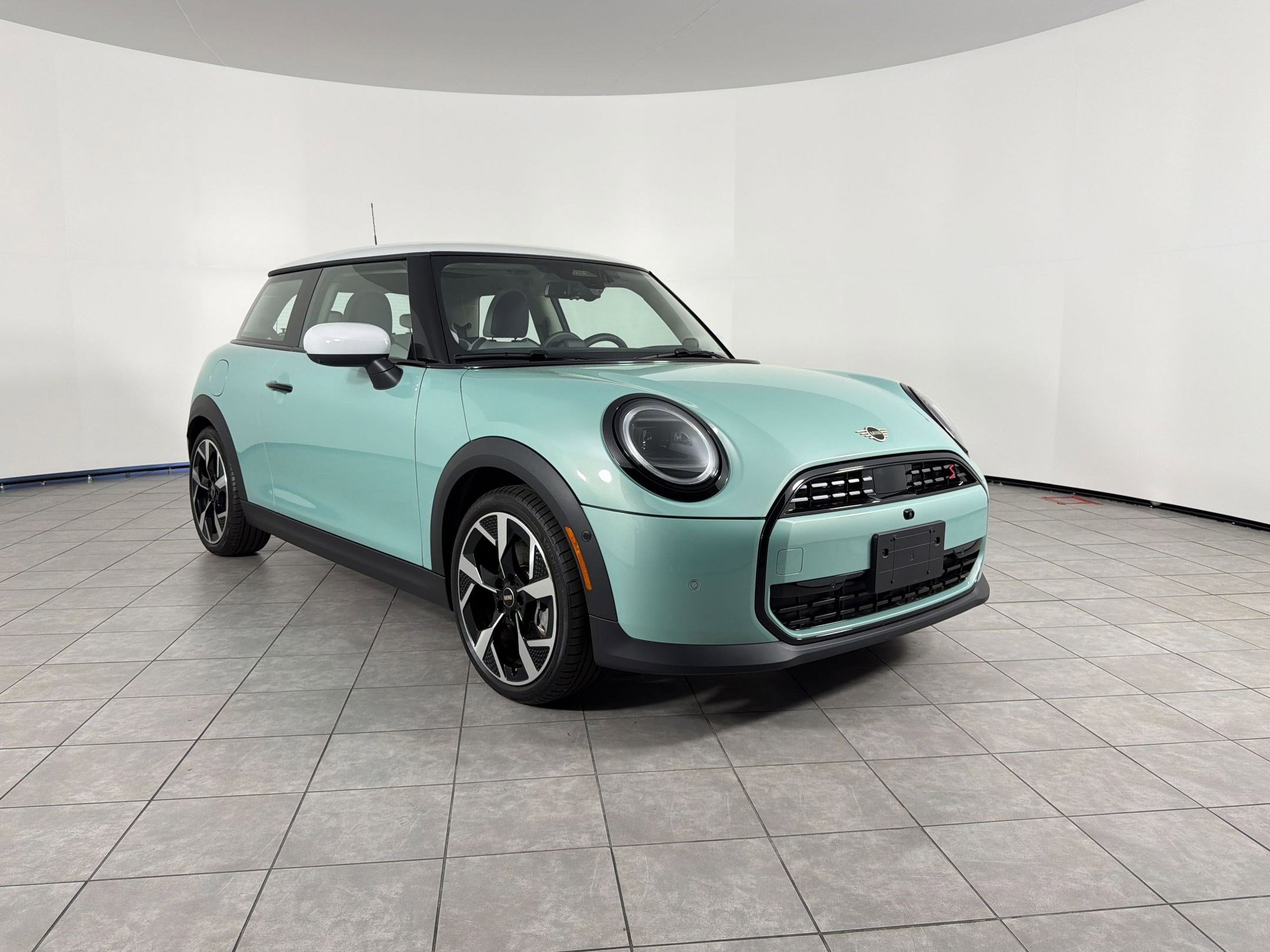 Certified 2025 MINI Cooper S image 7