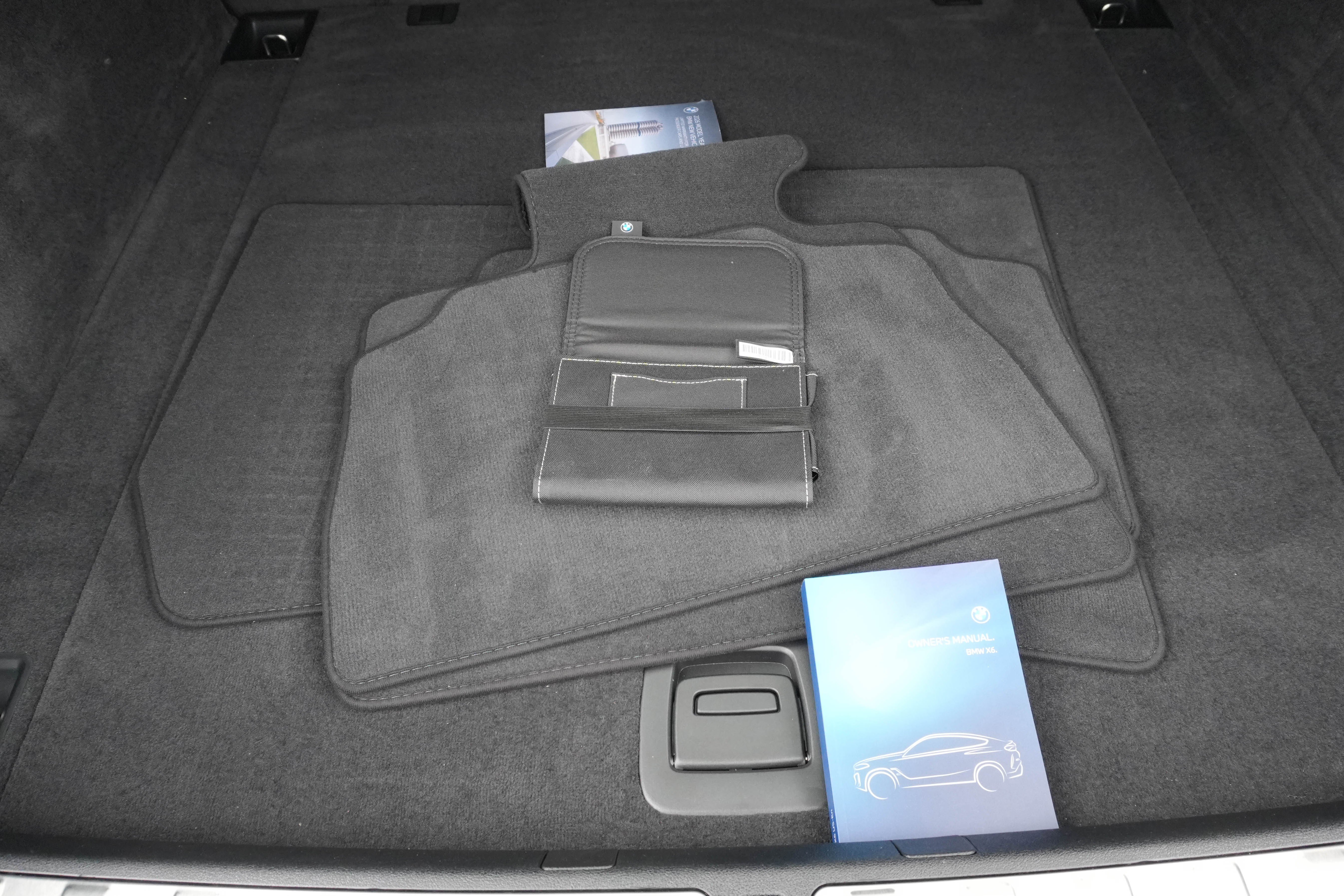 Certified 2026 BMW X6 M60i AWD/4WD image 41