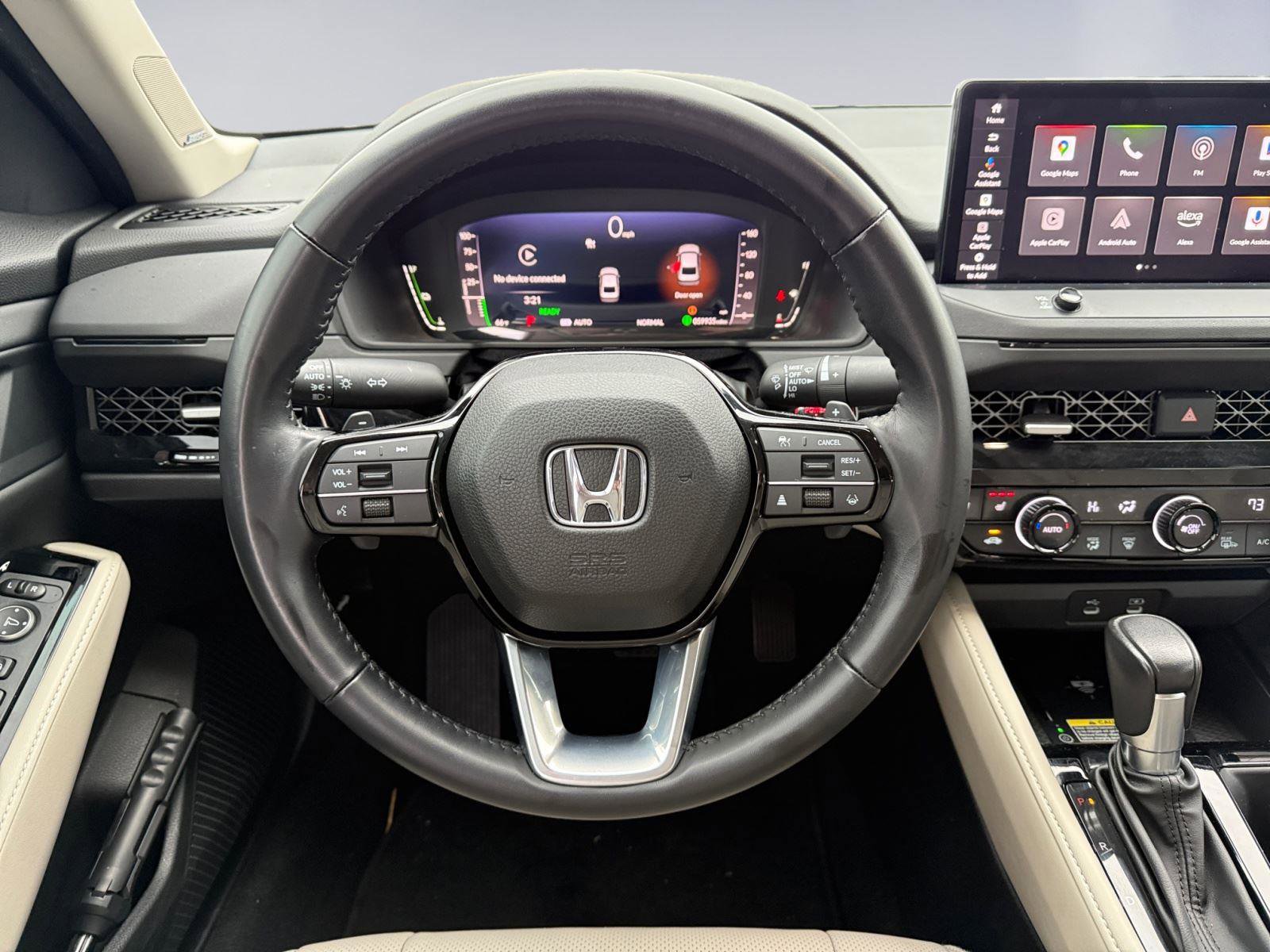 Used 2023 Honda Accord Touring image 16