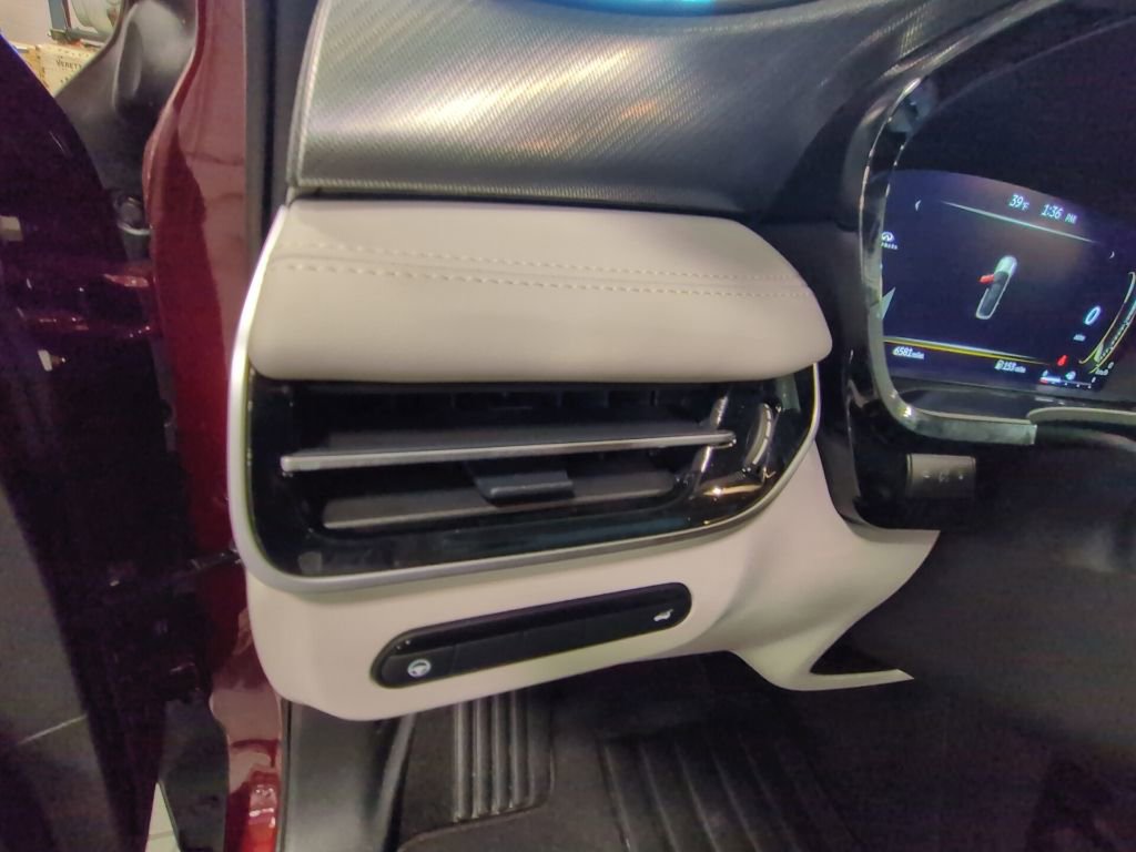 Used 2026 INFINITI QX60 Luxe w/ Cargo Package image 13