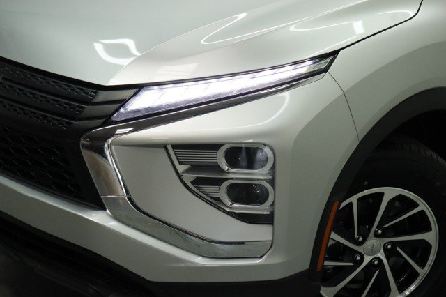 New 2026 Mitsubishi Eclipse Cross ES AWD/4WD image 2