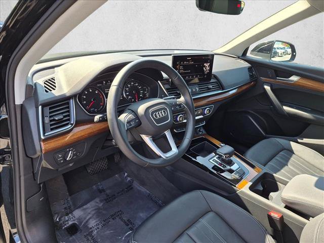 Certified 2023 Audi Q5 Premium w/ Convenience Package AWD/4WD image 10