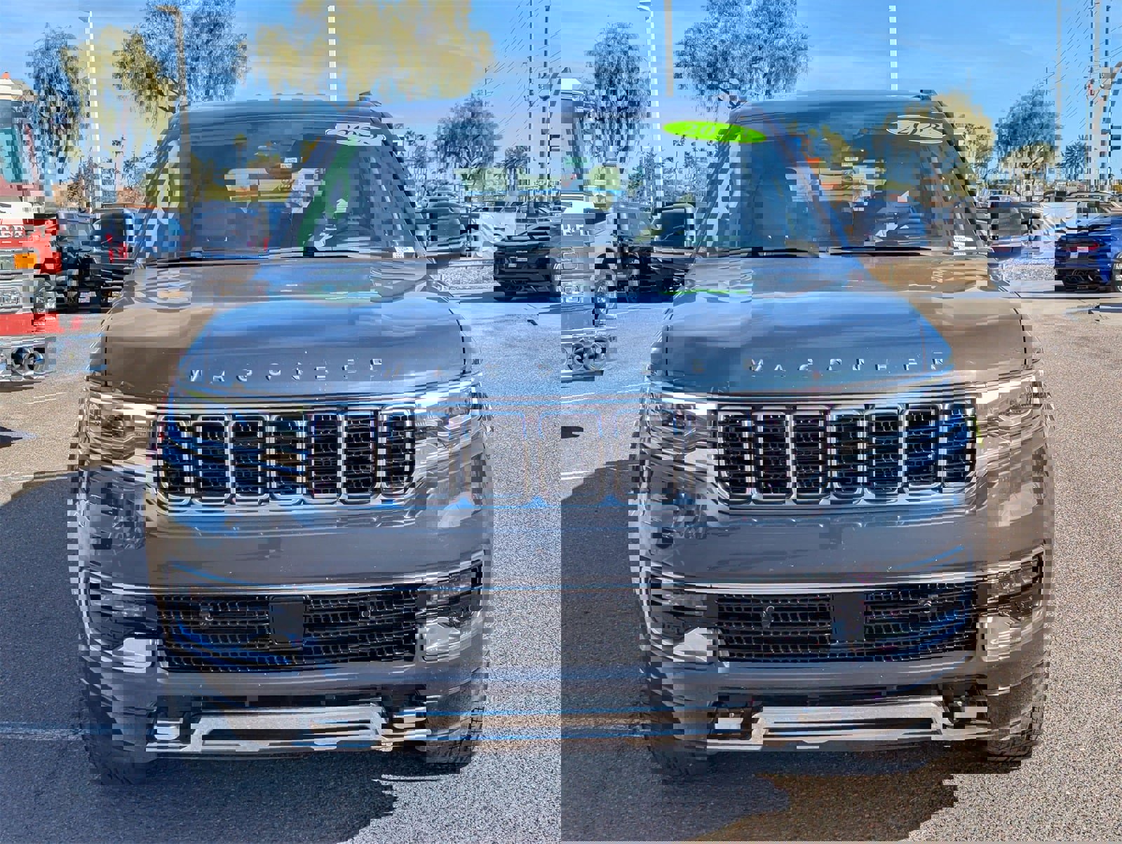 Used 2023 Jeep Wagoneer Series III w/ Preferred Equipment Group image 28