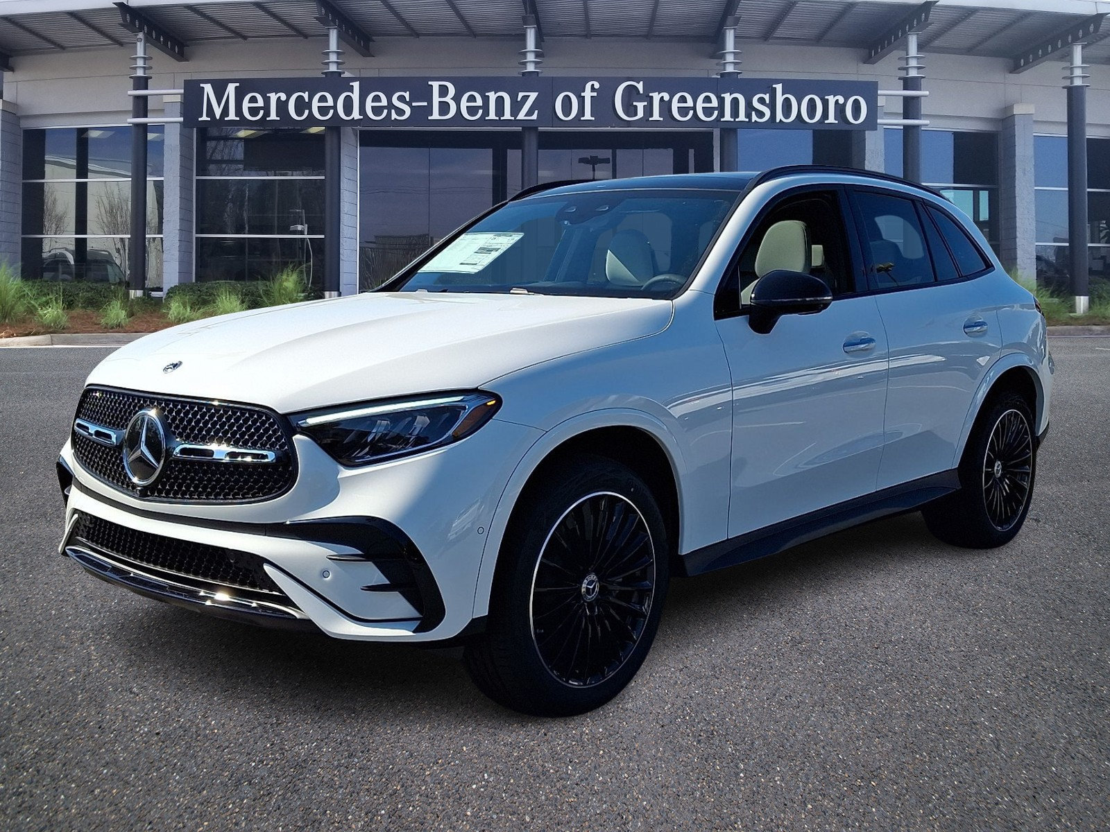 New 2026 Mercedes-Benz GLC 300 4MATIC image 2
