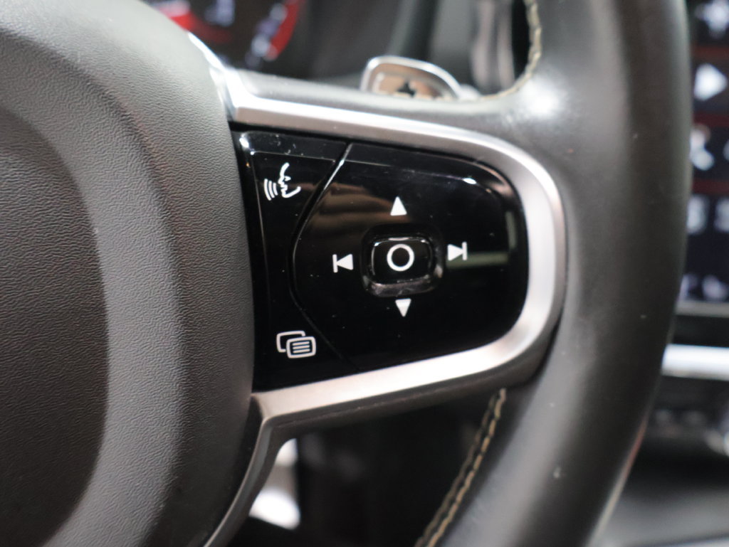 Used 2019 Volvo S60 T6 R-Design AWD/4WD image 35
