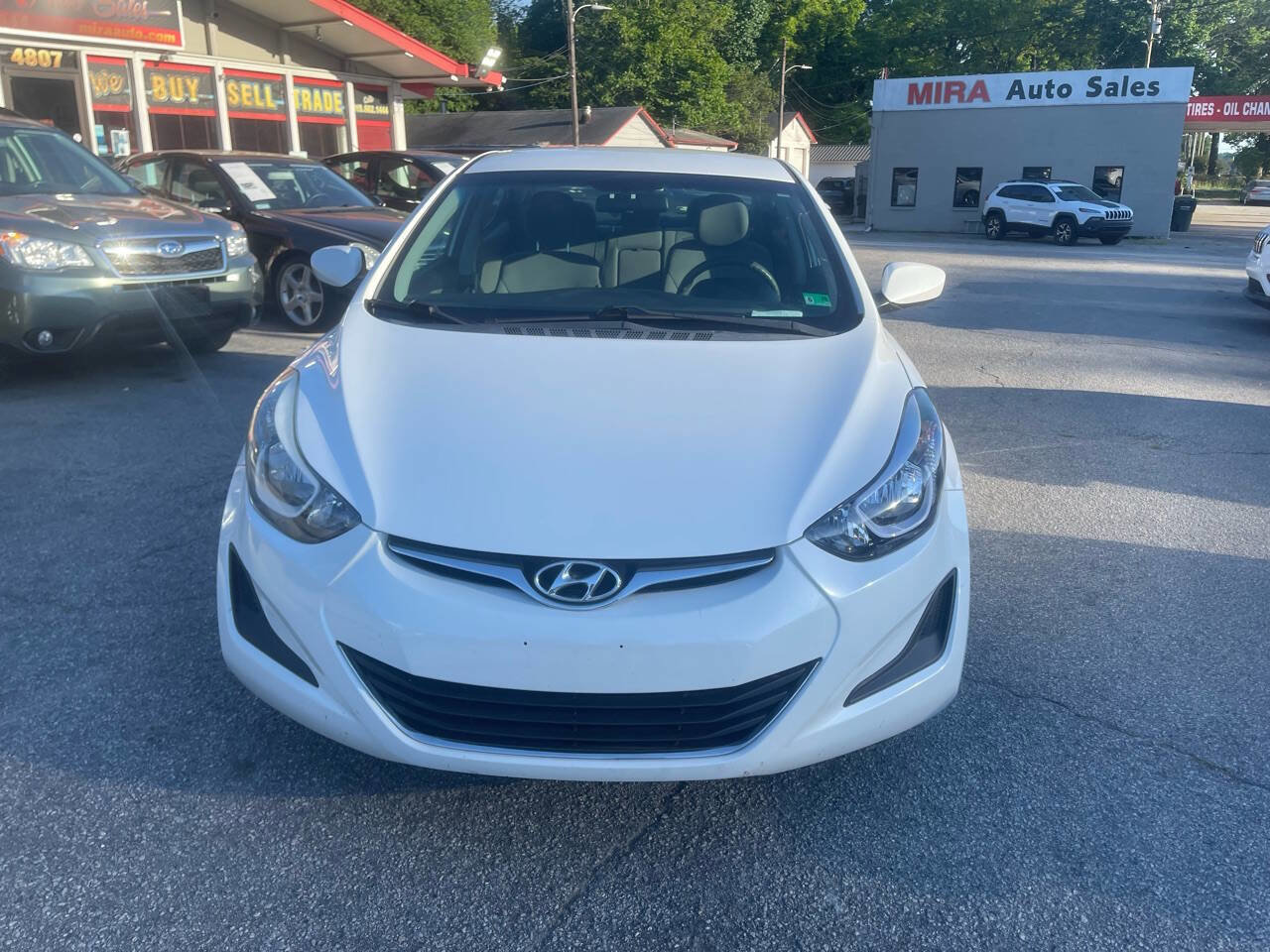 Used 2015 Hyundai Elantra SE FWD image 6
