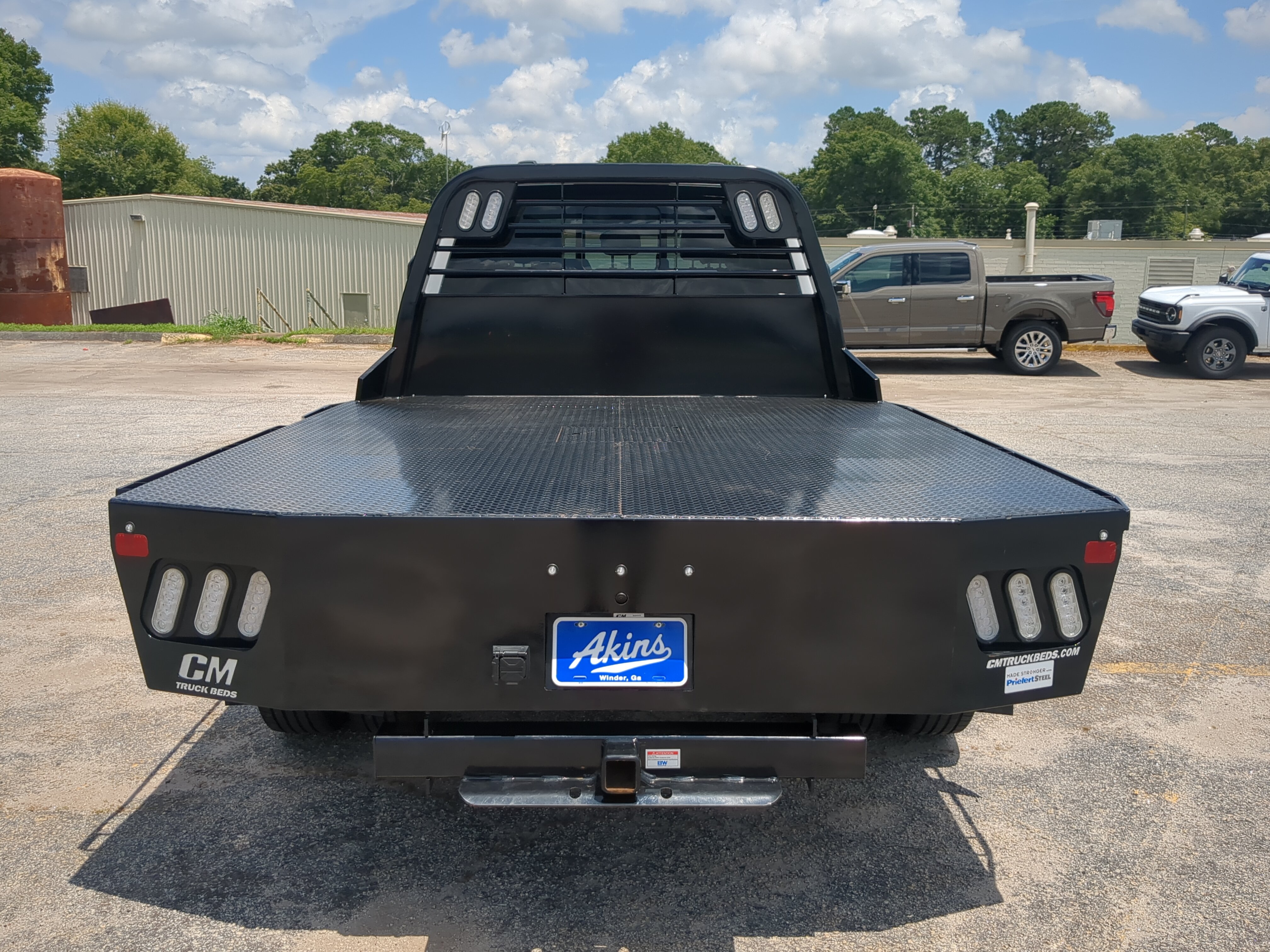 Certified 2025 Ford F350 XL w/ XL Chrome Package AWD/4WD image 4
