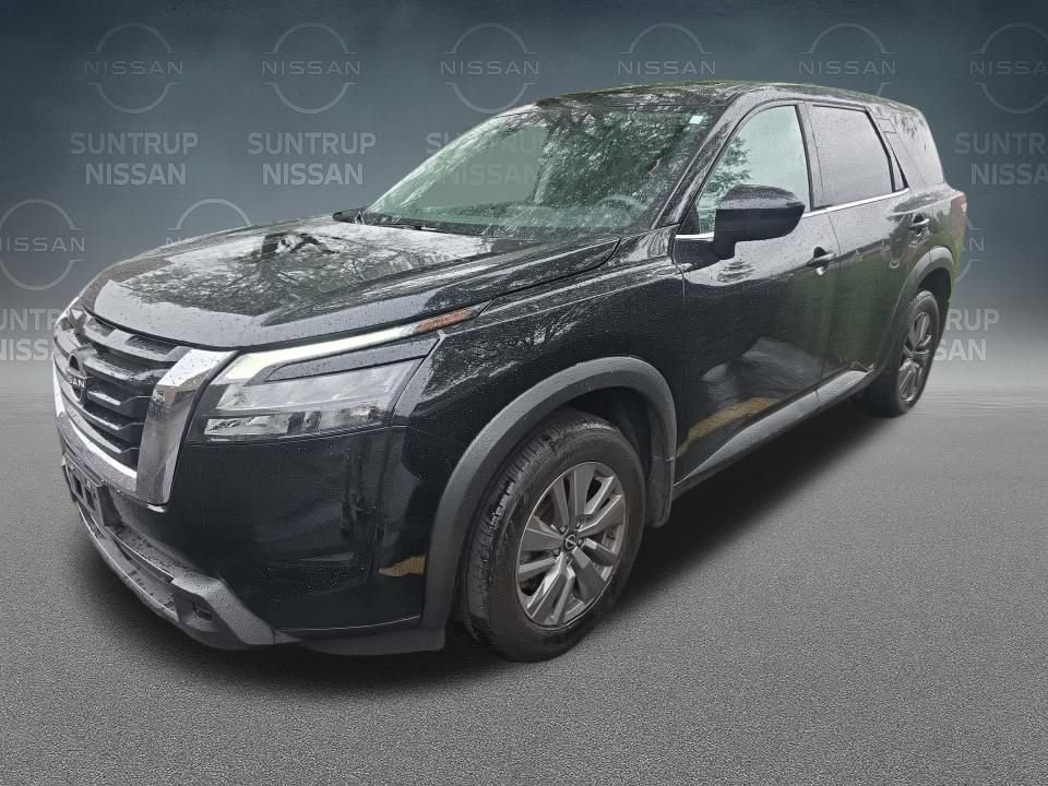Used 2024 Nissan Pathfinder S AWD/4WD image 32