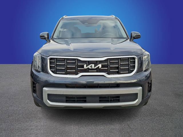 Used 2024 Kia Telluride S image 2