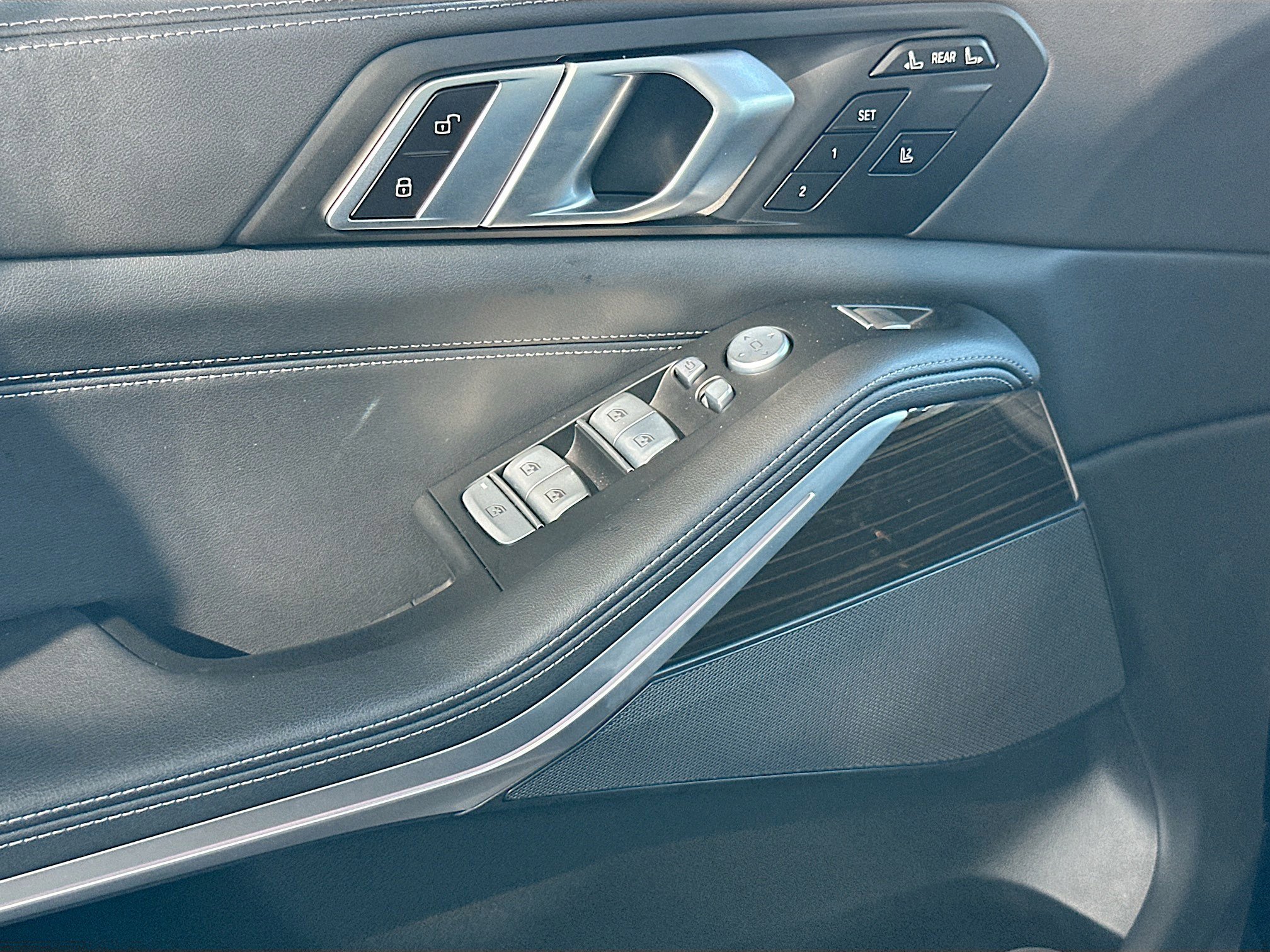 Certified 2023 BMW X7 xDrive40i image 18