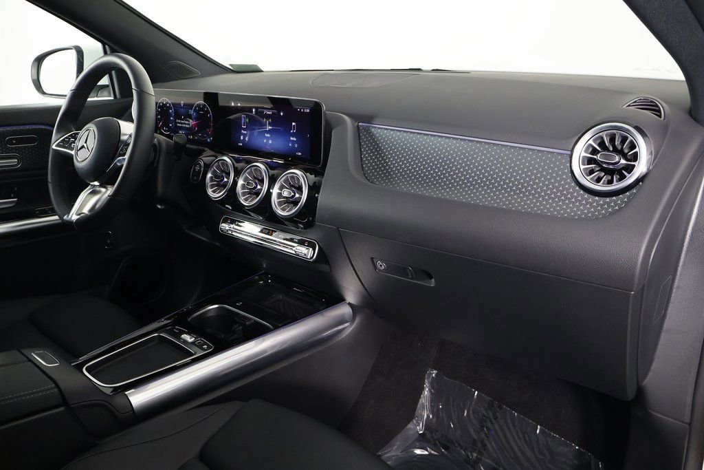 Certified 2026 Mercedes-Benz GLA 250 image 9