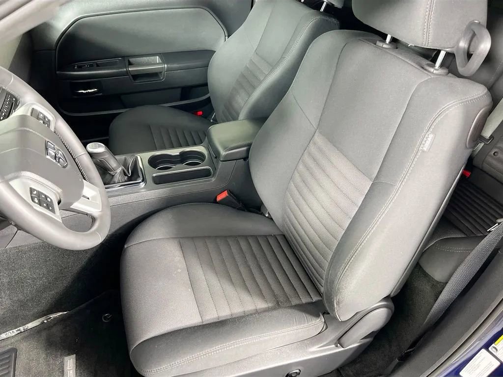 Used 2013 Dodge Challenger R/T image 19