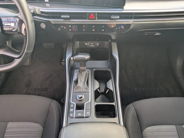 Used 2026 Kia Sorento LX FWD image 17