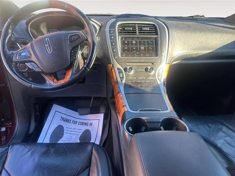 Used 2018 Lincoln MKX Reserve w/ Lincoln MKX Climate Package image 11