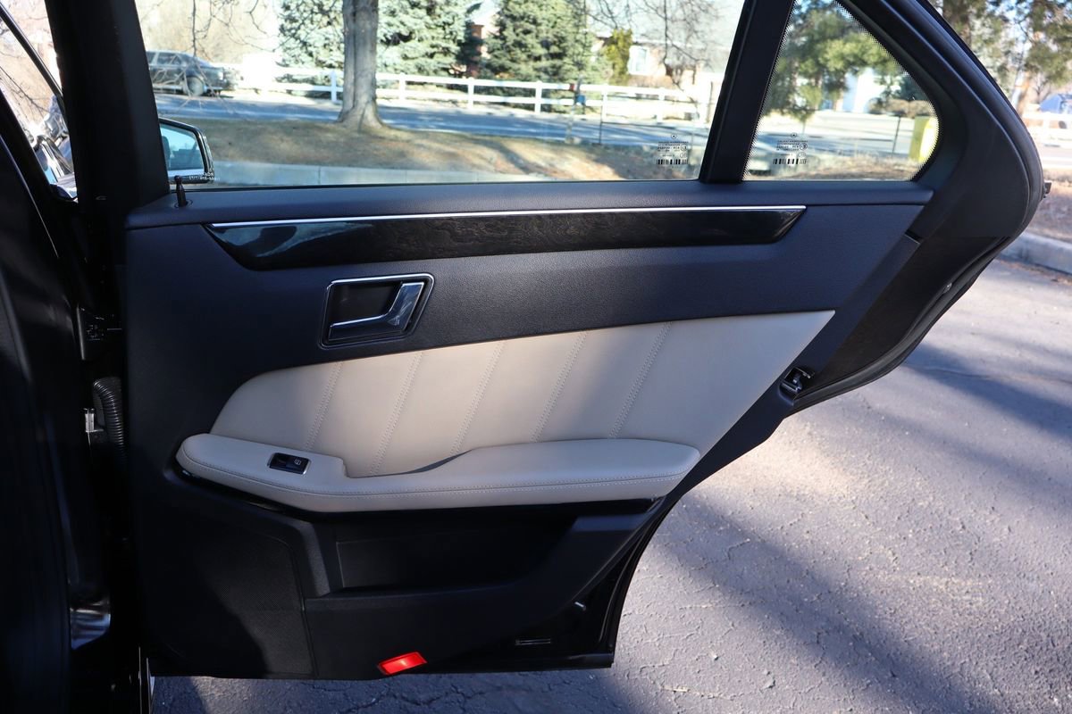 Used 2011 Mercedes-Benz E 350 4MATIC image 25