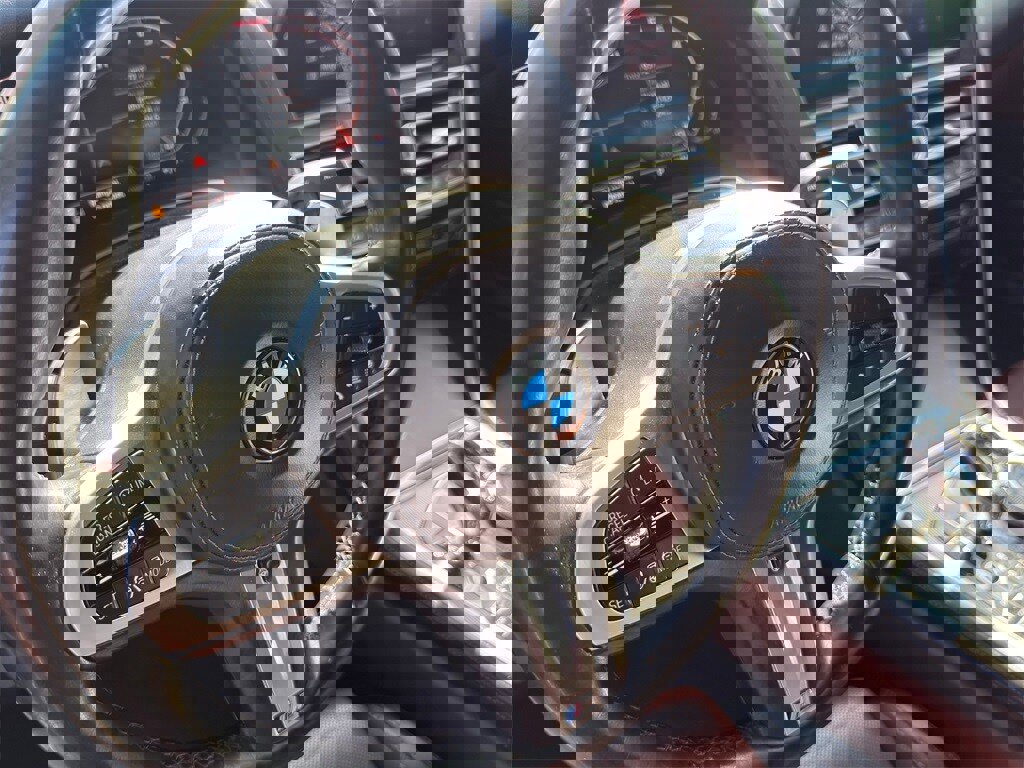 Used 2019 BMW M850i xDrive Coupe image 16