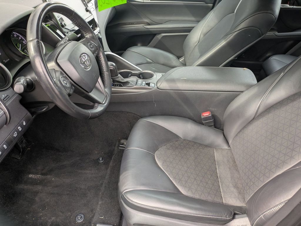 Used 2021 Toyota Camry XSE w/ Navigation Upgrade Package image 19