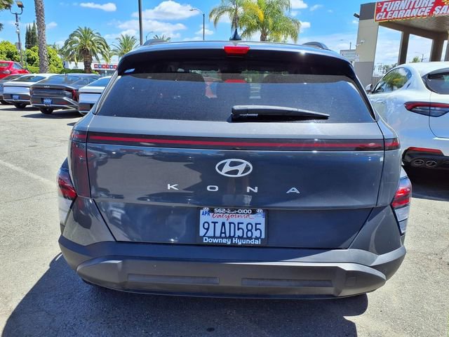 Certified 2025 Hyundai Kona SEL FWD image 5