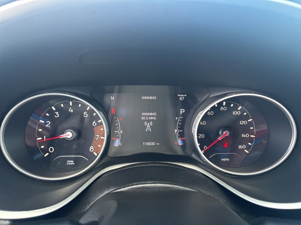 Used 2020 Jeep Compass Limited image 27