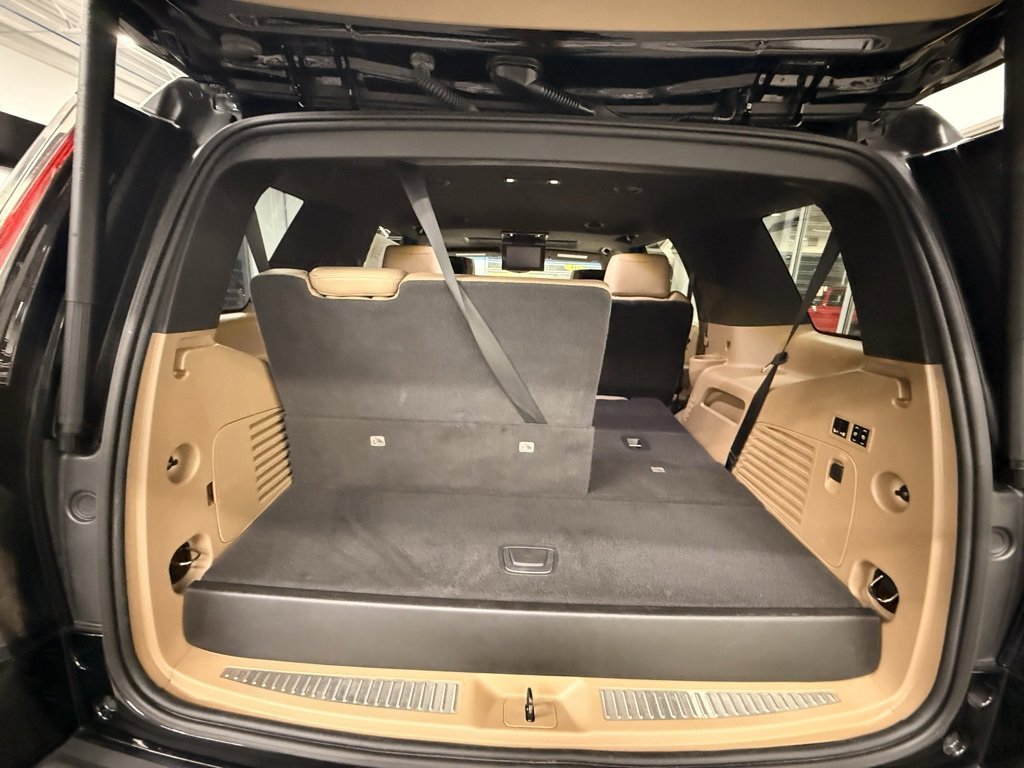 Used 2019 Cadillac Escalade Platinum image 28