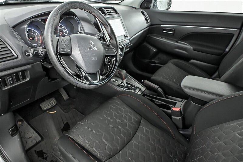Used 2024 Mitsubishi Outlander Sport AWD image 14