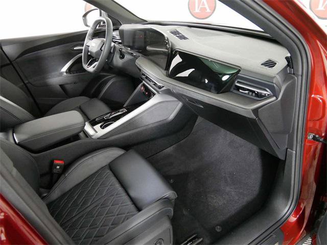 Used 2025 Audi SQ5 Premium Plus image 11