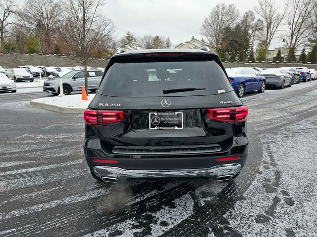 New 2026 Mercedes-Benz GLB 250 4MATIC image 8