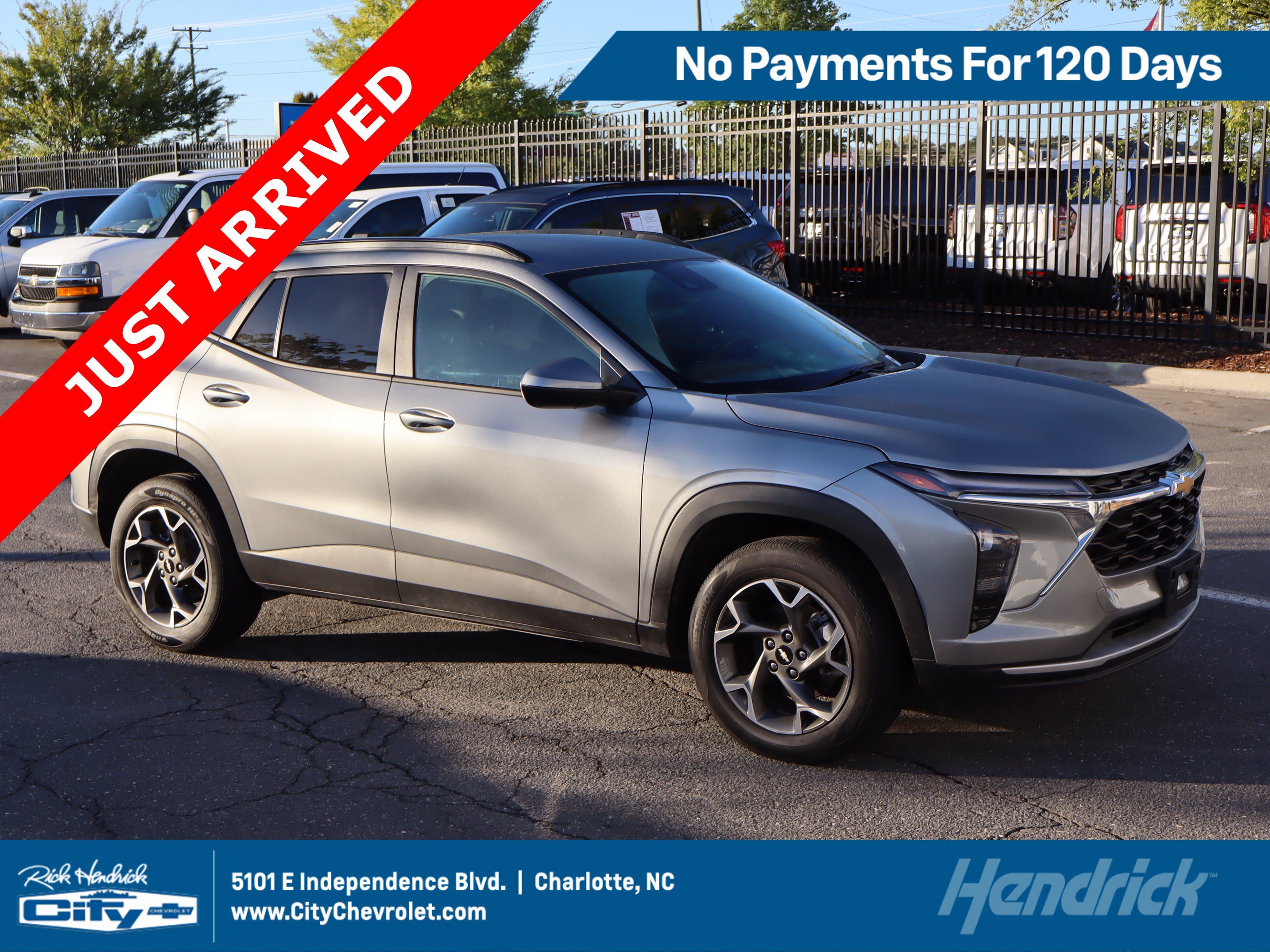 Used 2025 Chevrolet Trax LT
