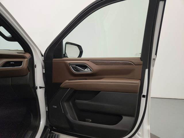Used 2023 Chevrolet Tahoe High Country image 33