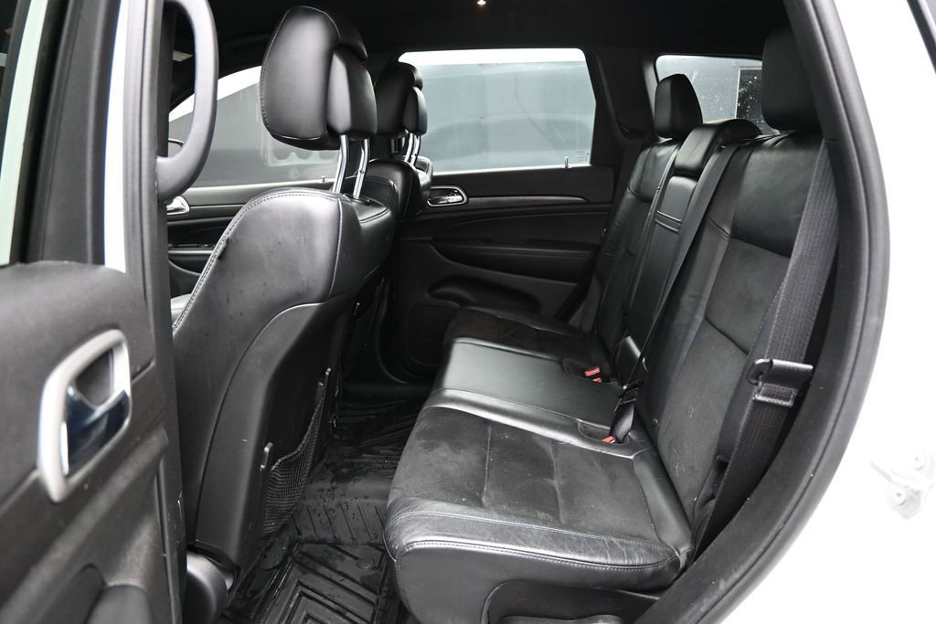 Used 2018 Jeep Grand Cherokee Altitude AWD/4WD image 24