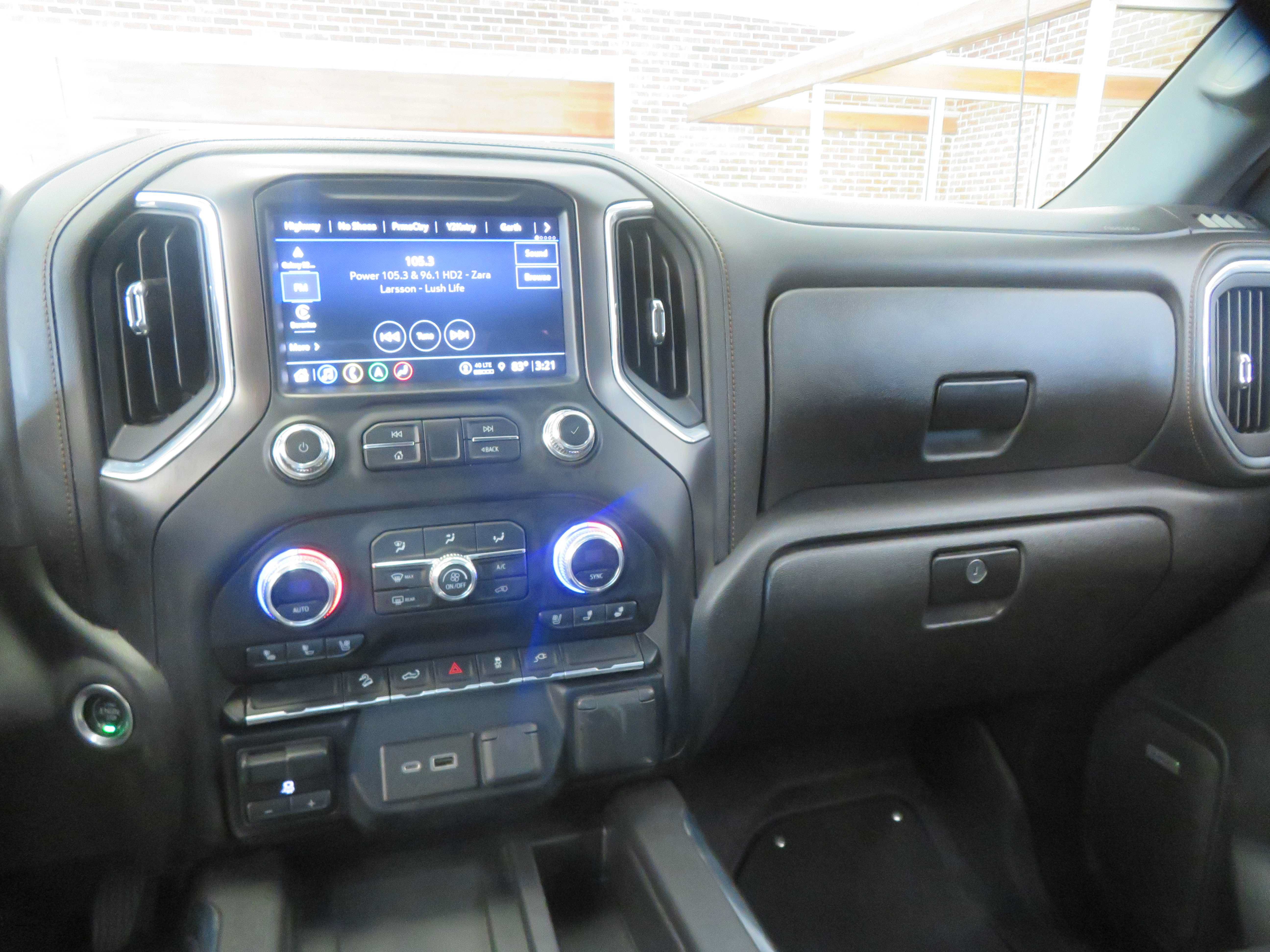 Used 2022 GMC Sierra 1500 AT4 w/ AT4 Preferred Package AWD/4WD image 37