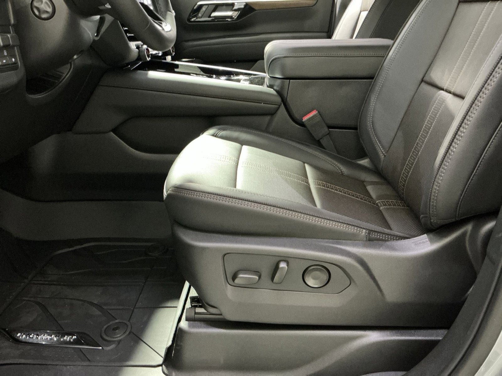 New 2026 Chevrolet Tahoe High Country image 22
