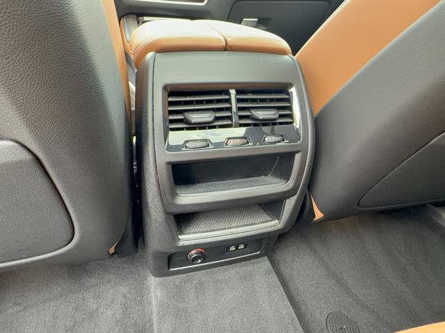 Used 2024 BMW X5 xDrive40i w/ Premium Package AWD/4WD image 27