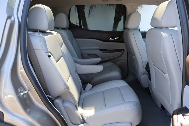 Certified 2022 GMC Acadia SLT w/ Technology Package image 23