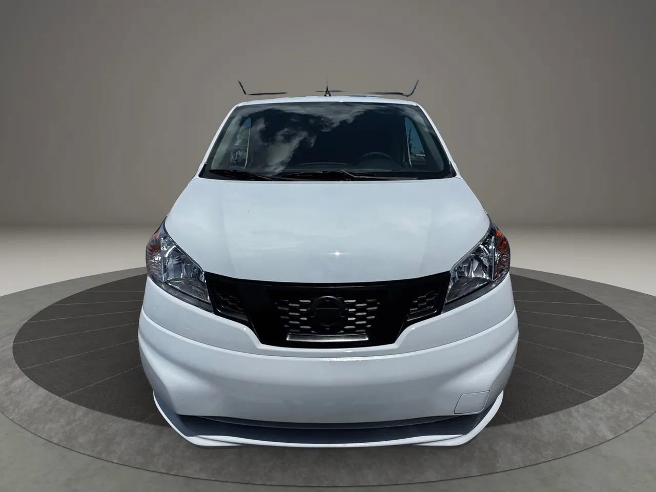 Used 2021 Nissan NV200 S image 3