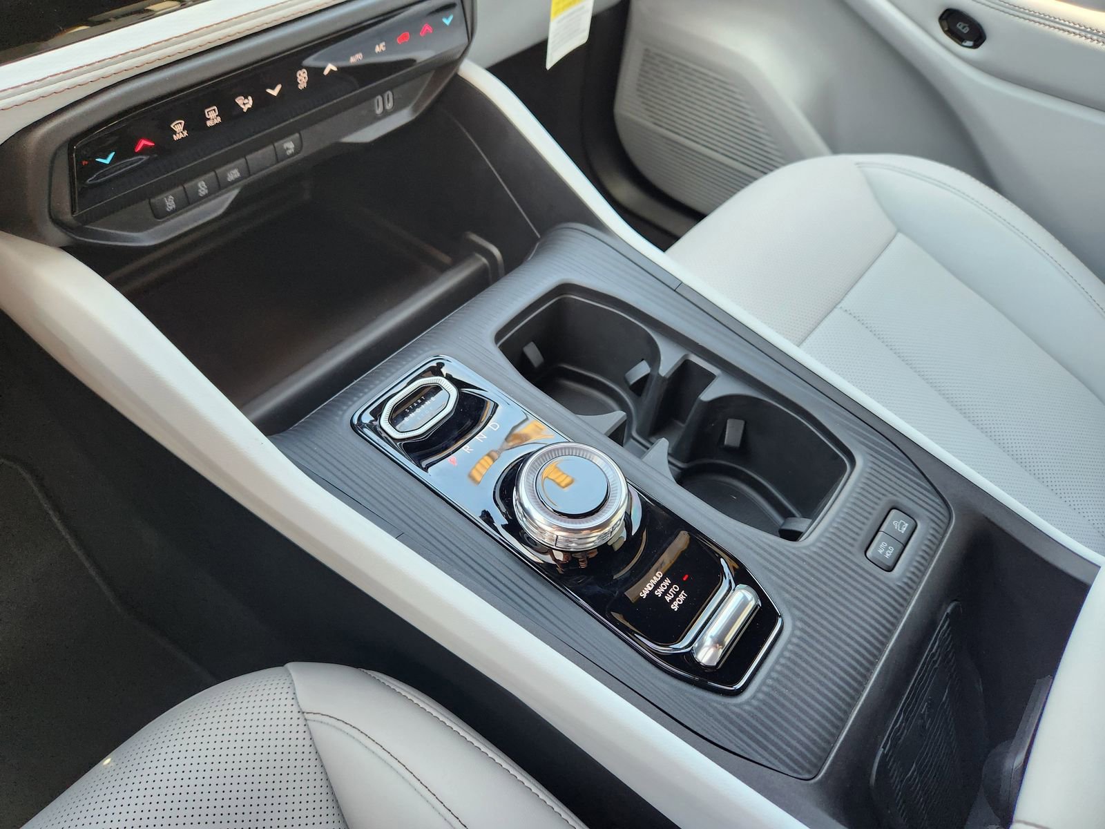 New 2026 Jeep Cherokee Limited image 29